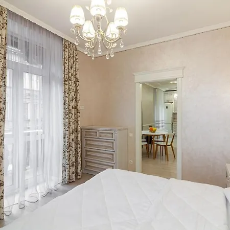 з балконом і парковкою Apartment