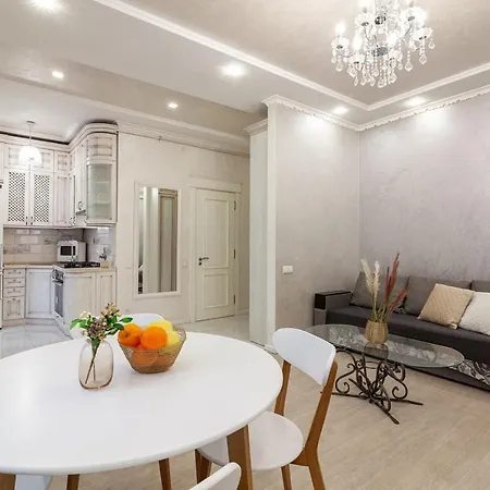 Apartment з балконом і парковкою Lviv