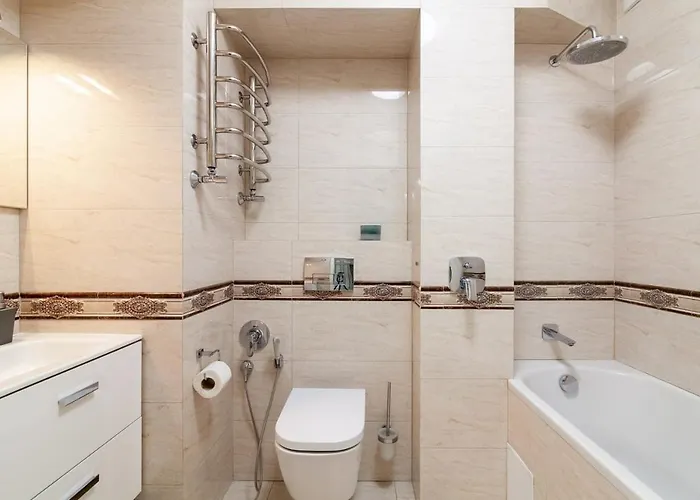 Apartamento з балконом і парковкою *