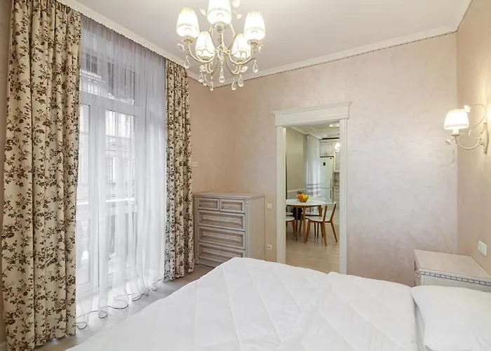 з балконом і парковкою Apartamento
