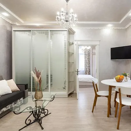 Appartement з балконом і парковкою Lviv